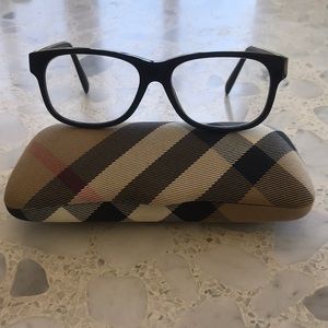 NWOT Burberry eyeglasses, excellent condition